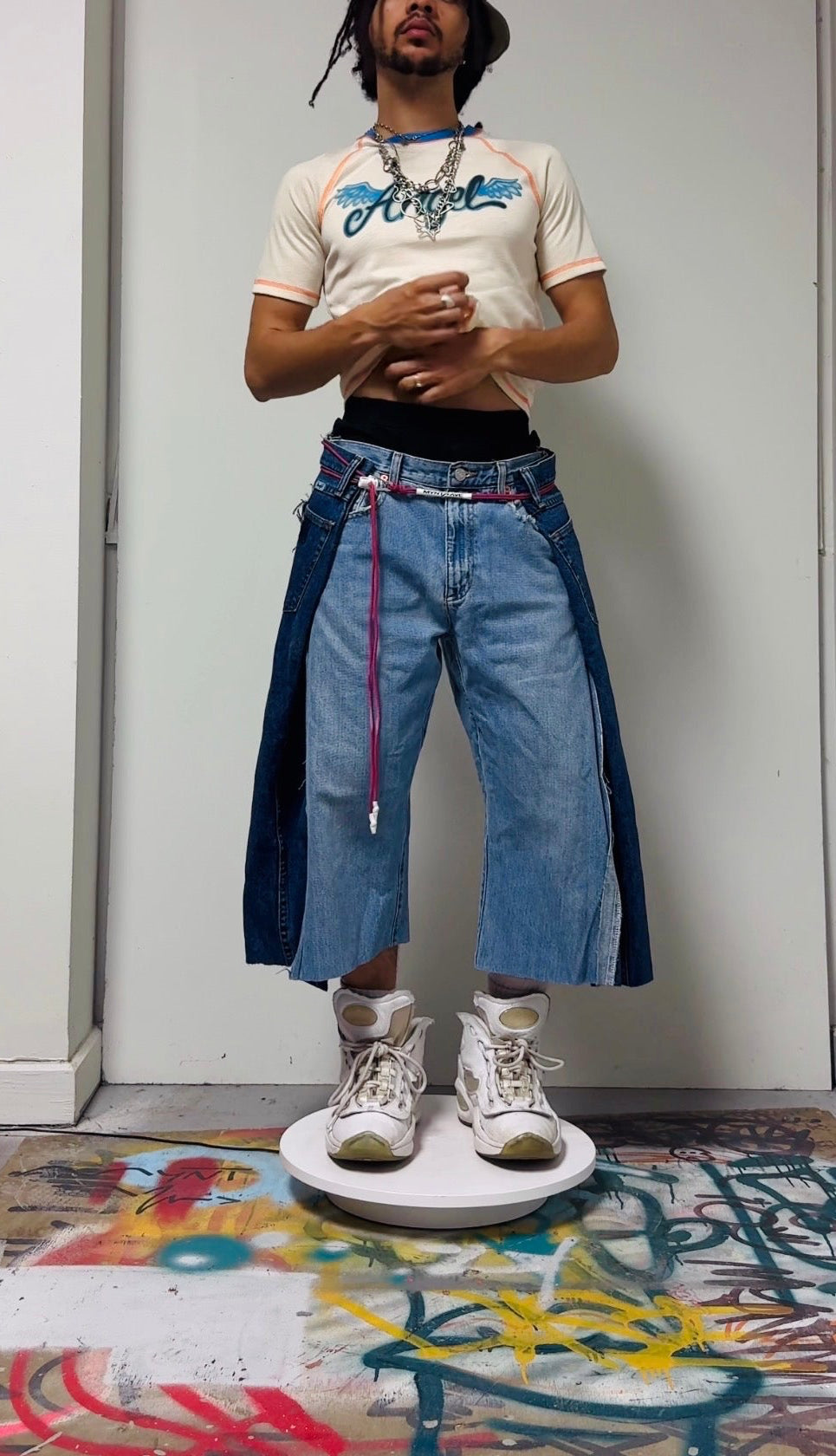 DOUBLE-WIDE CUTOFF SHORT [CUSTOM]