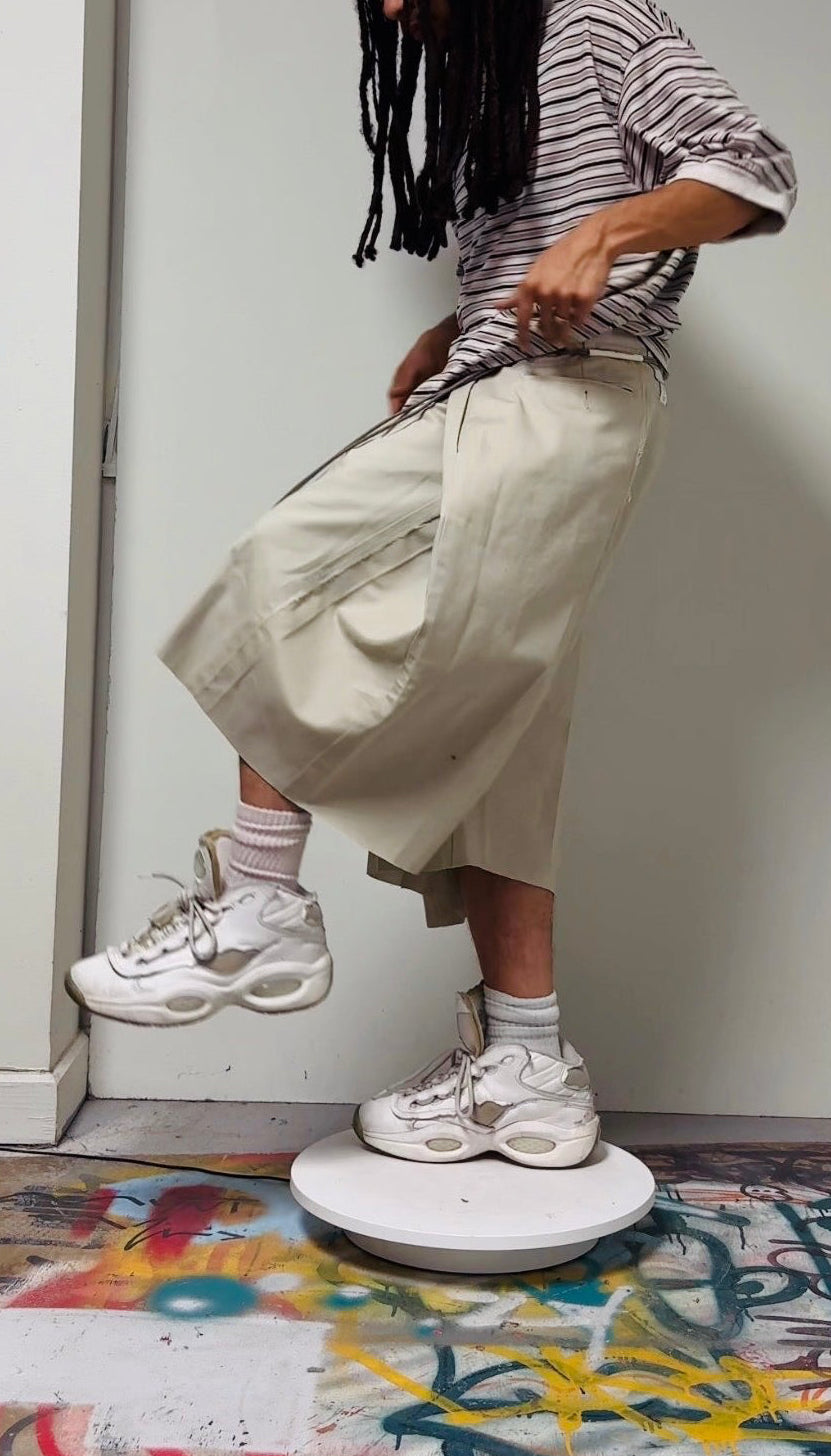 DOUBLE-WIDE CUTOFF SHORT [CUSTOM]