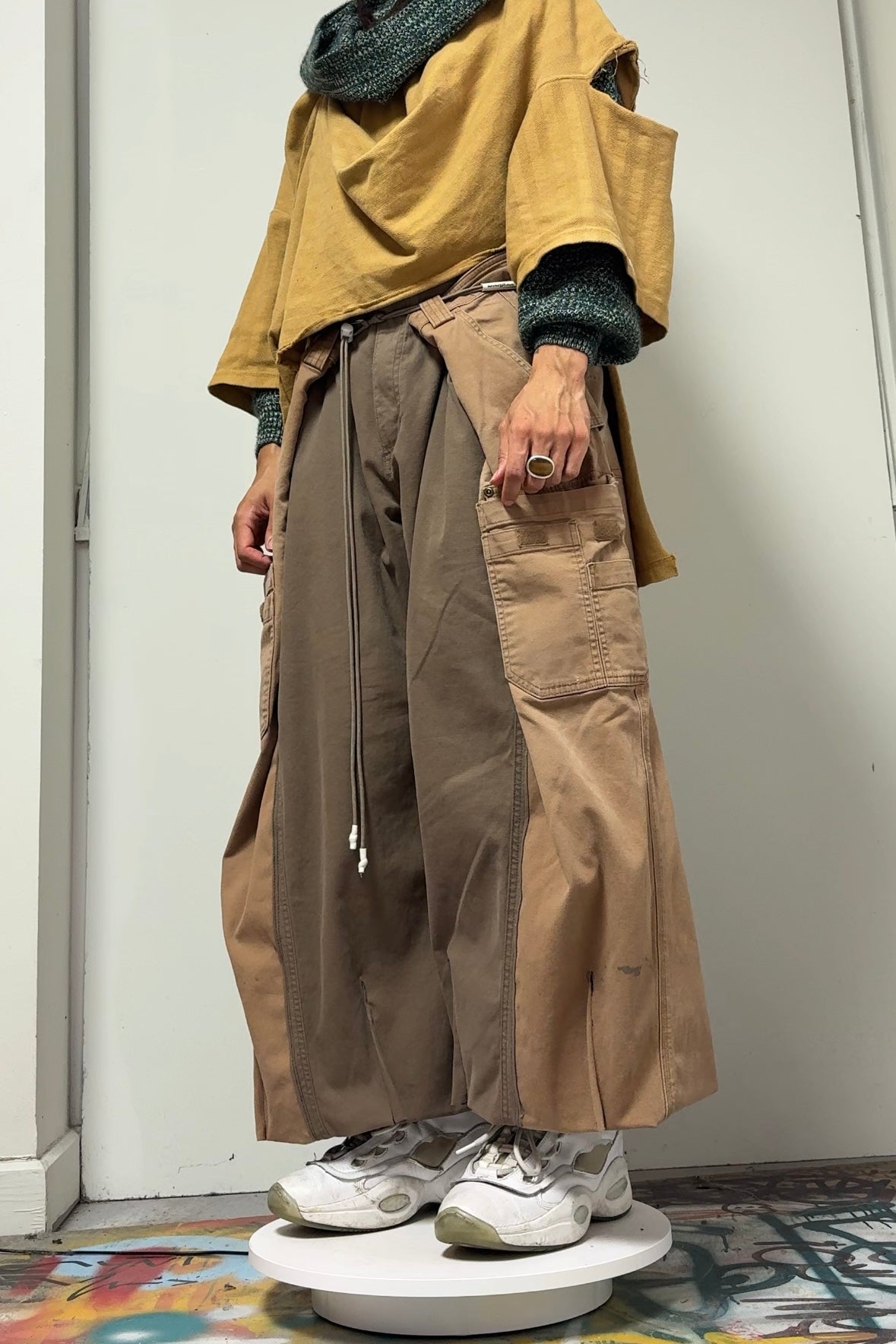 DOUBLE-WIDE CARGOS [CUSTOM]